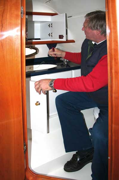 Sunseeker Superhawk 34 | Review | Motor Boats Monthly |