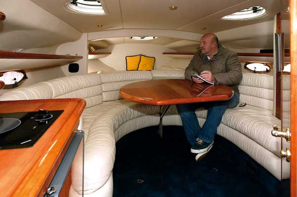 Sunseeker Superhawk 34 | Review | Motor Boats Monthly |