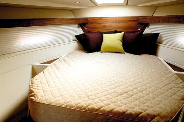 Sealine SC35 | Reviews | Motor Boats Monthly |