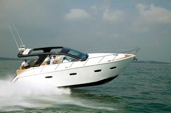 Sealine SC35 | Reviews | Motor Boats Monthly |