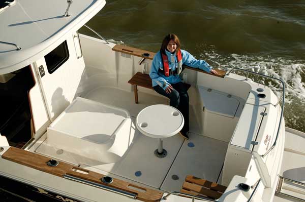 Arvor 230
