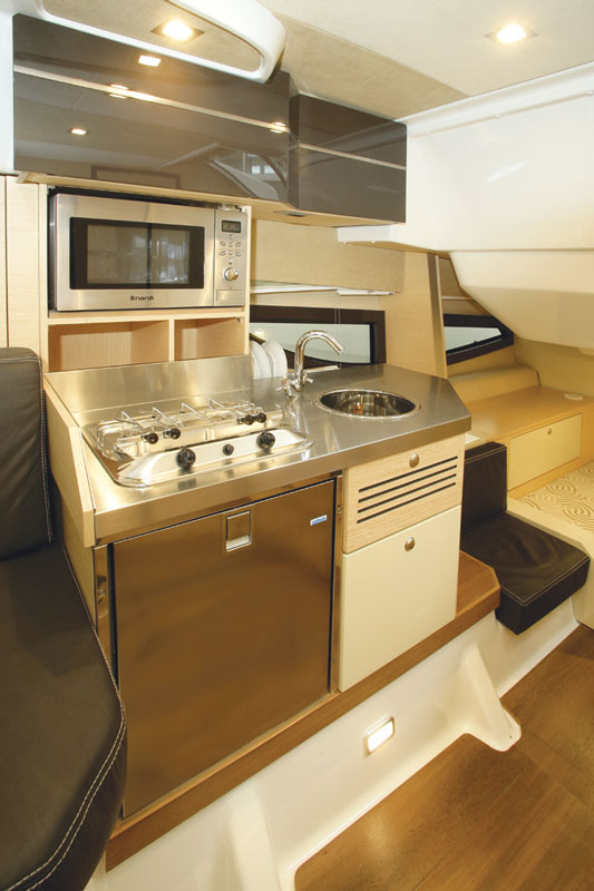 Cranchi Endurance 33