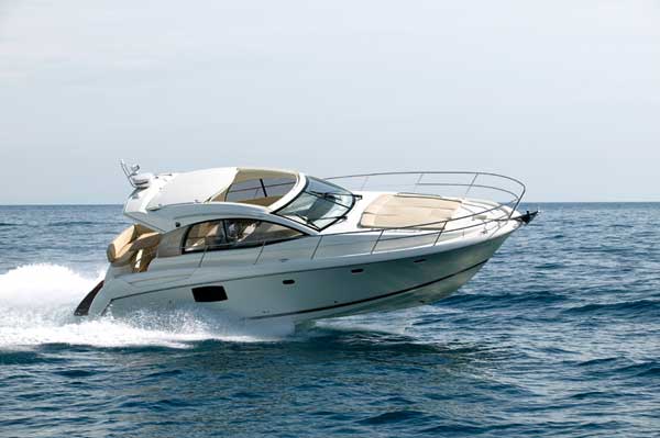 Jeanneau Prestige 38S | Reviews | Motor Boats Monthly |
