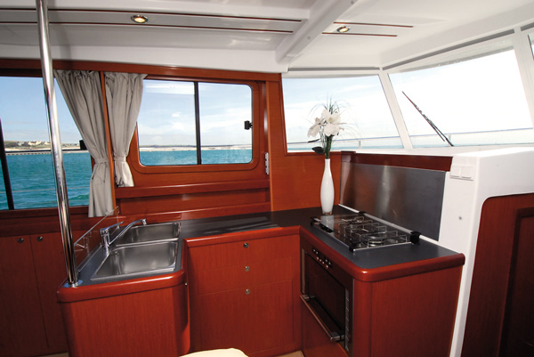 Beneteau Swift Trawler 34 | Galley