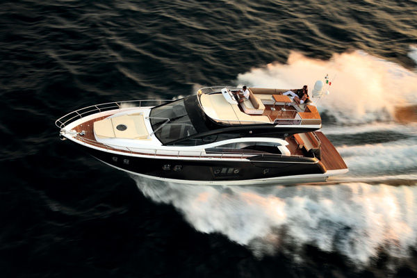 Sessa Fly 54 | Running