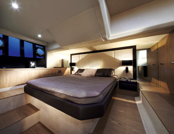 Sessa Fly 54 | Master Cabin