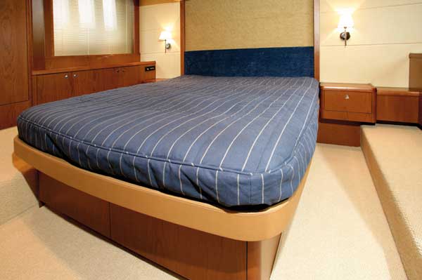 Princess 50 | Reviews | Motor Boats Monthly |