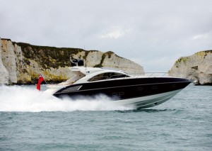 Sunseeker Predator 60 | Running