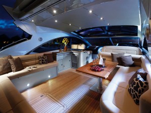 Sunseeker Predator 60 | Cockpit