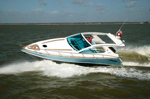 Sealine S38 | Reviews | Motor Boats Monthly |