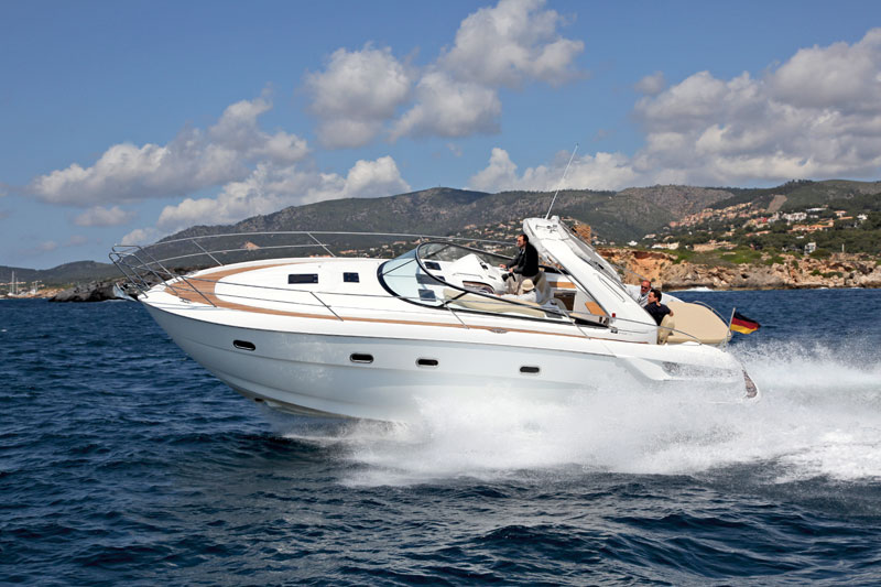 Bavaria Sport 38 | Reviews| Motor Boats Monthly