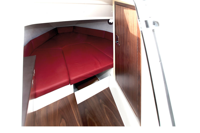 Karnic 2452 | Motor Boats Monthly