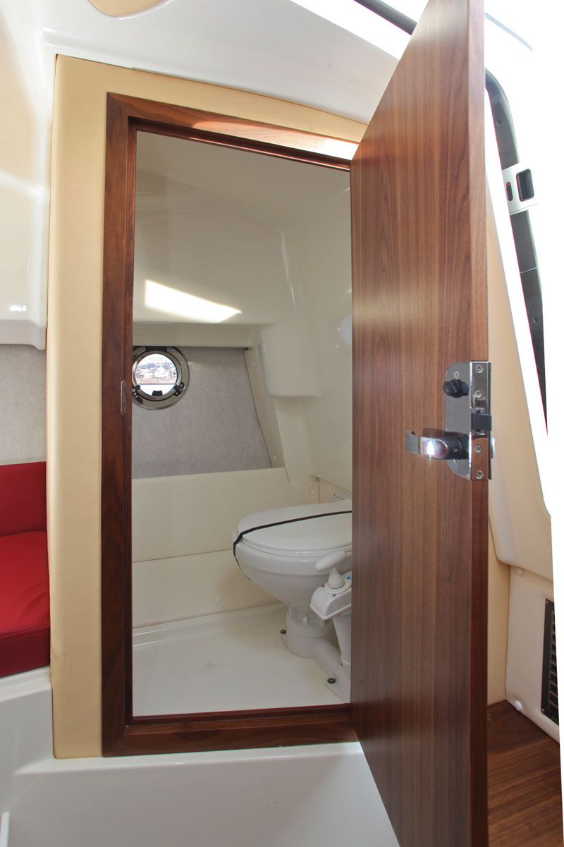 Karnic 2452 | Motor Boats Monthly