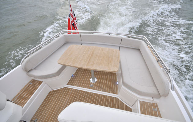 English-Harbour-27 cockpit