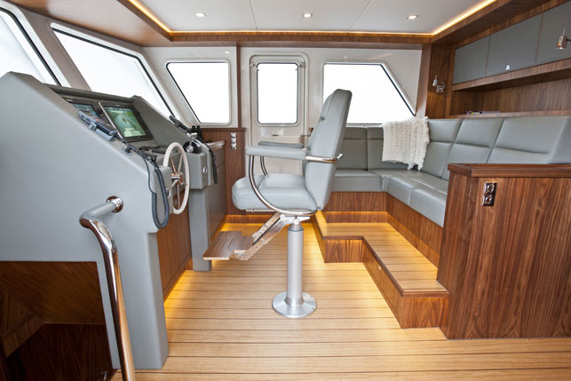 Privateer Trawler 65