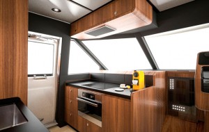 Magellano 66 - Galley