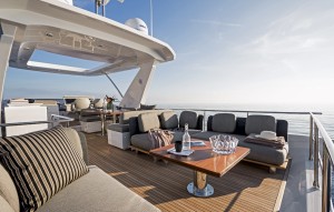 Azimut 66 - Flybridge