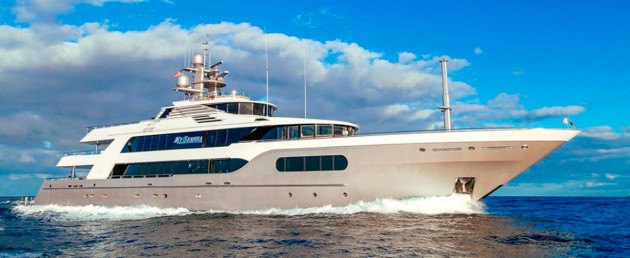 MY Seanna available for superyacht wedding charters