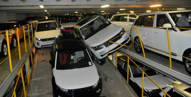 Car deck cargo damage on Hoegh Osaka
