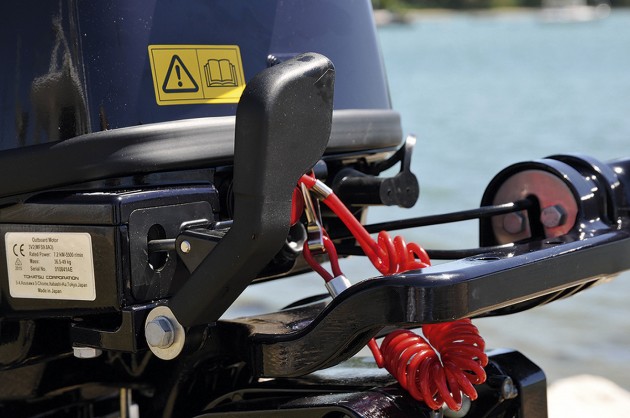 Tohatsu 9.8hp outboard - gear shift