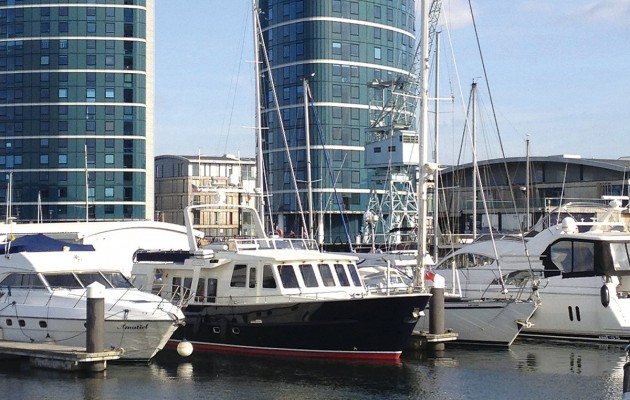 Nomade on the Chatham Estuary