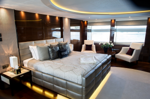 Princess 40M - master cabin
