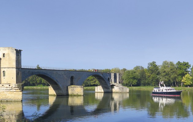 Nomade on French canals