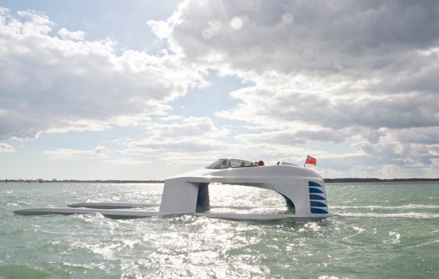 Glider Yachts SS18 - portside aspect