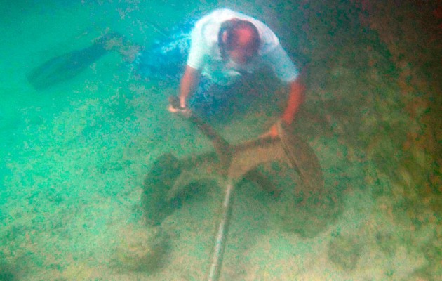 Boat Anchors For Sale >> For Sale Anchor Sunk Off Caribbean Beach Motor Boat Yachting Boat Anchors For Sale >> For Sale Anchor Sunk Off Caribbean Beach Motor Boat Yachting
