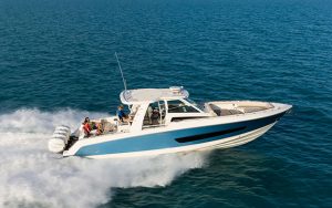 Boston Whaler 420 Outrage