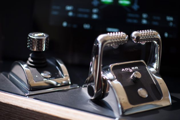 close up of Adler 76 Suprema throttles