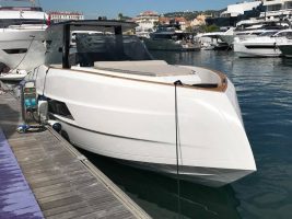 Astondoa 377 Coupe at Cannes Boat Show