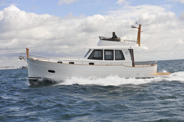 Sasga Menorquin 42 on water