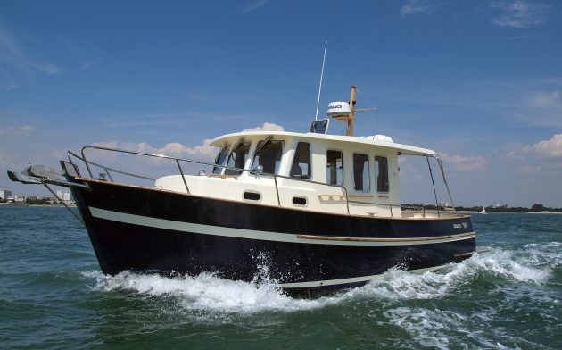 Rhea 850 Timonier