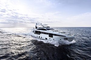 Azimut Grande 32 Metri exterior