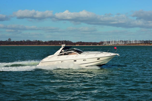 Princess V42 Mk II 2001 exterior