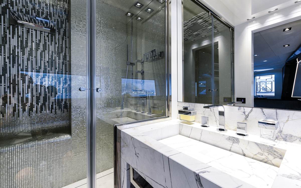 dominator-ilumen-review-master-en-suite