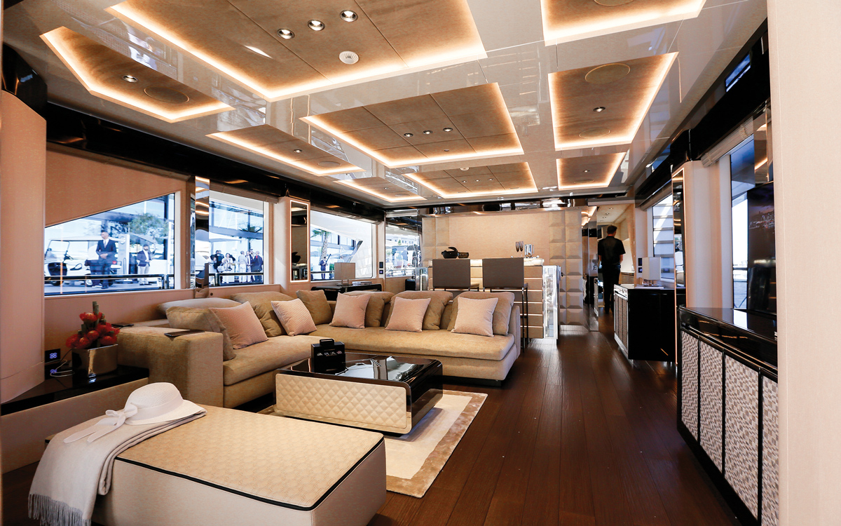 dominator-ilumen-review-saloon-credit-paul-wyeth