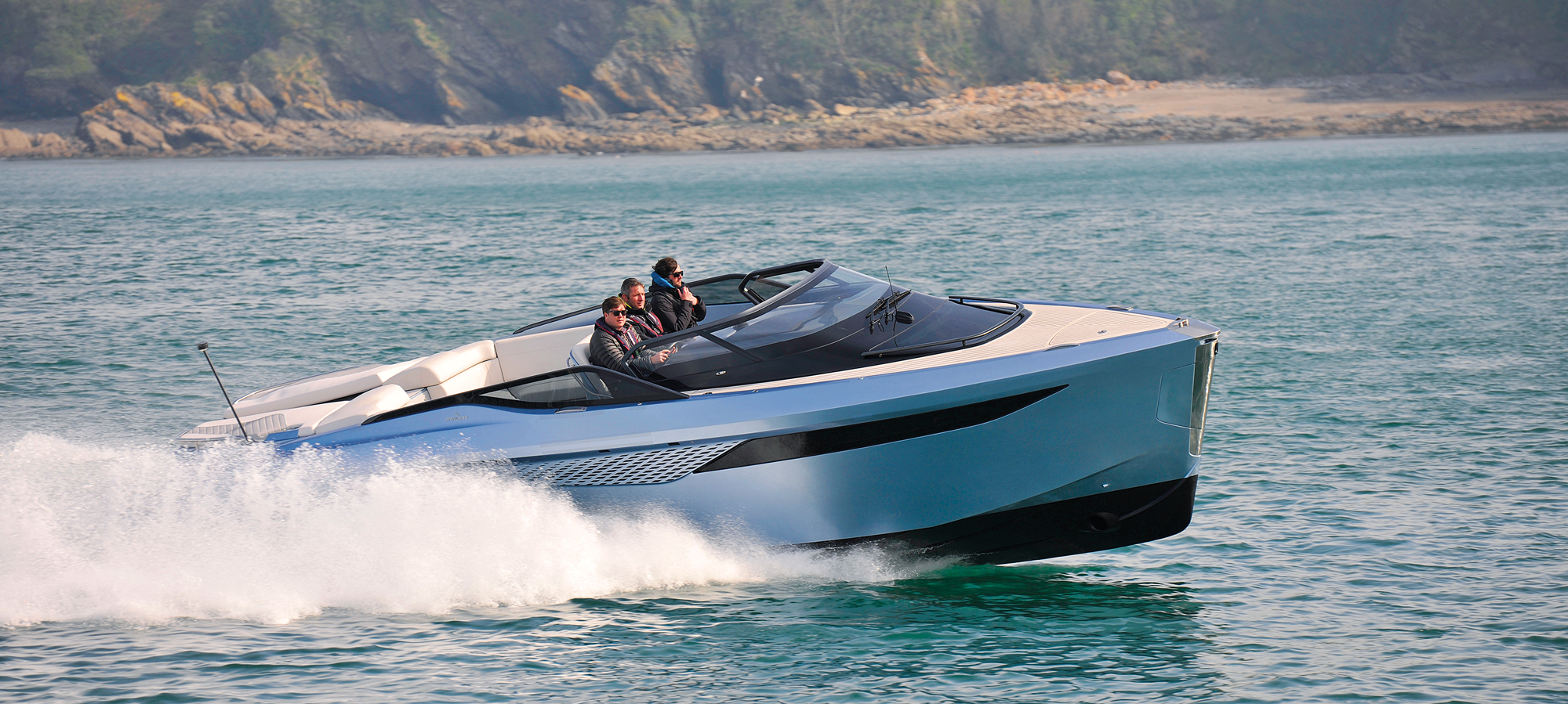 Princess-R35-full-sea-trial-test-video-hero-credit-lester-mccarthy