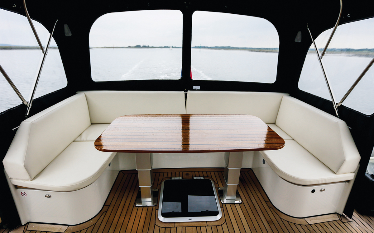 linssen-gs500-review-cockpit-credit-paul-wyeth