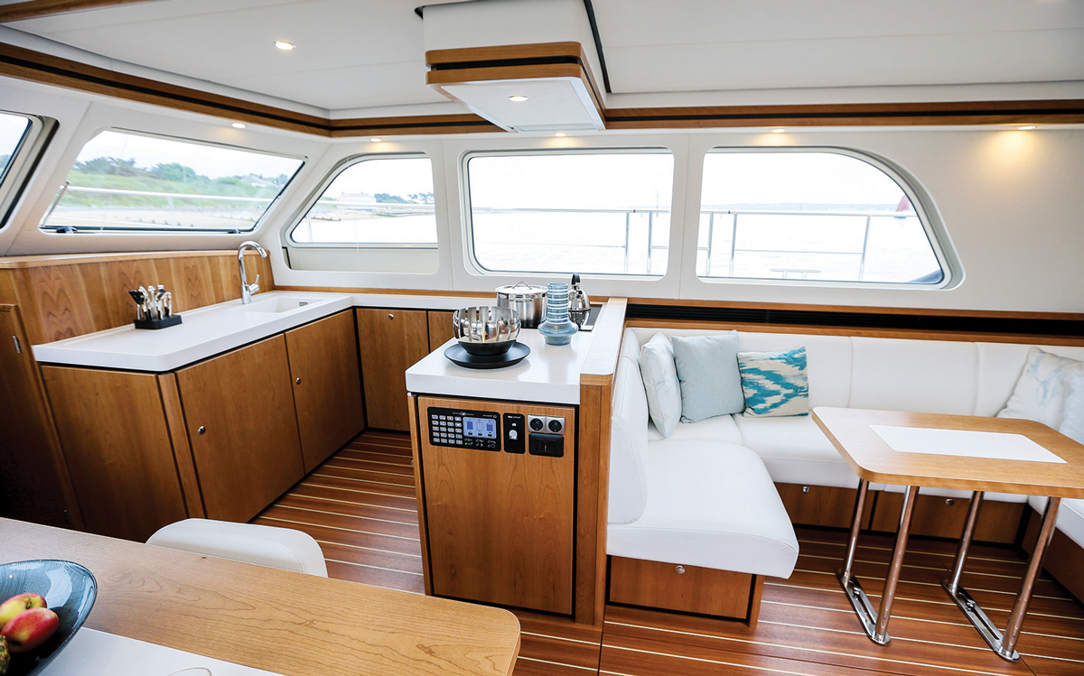 linssen-gs500-review-galley-credit-paul-wyeth