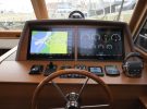 grand-banks-eastbay-44-motor-yacht-test-helm