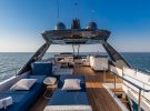 ferretti-780-yacht-test-flybridge
