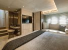 monte-carlo-yachts-66-test-master-cabin