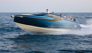 Fairline-F-Line-33-test-drive-video