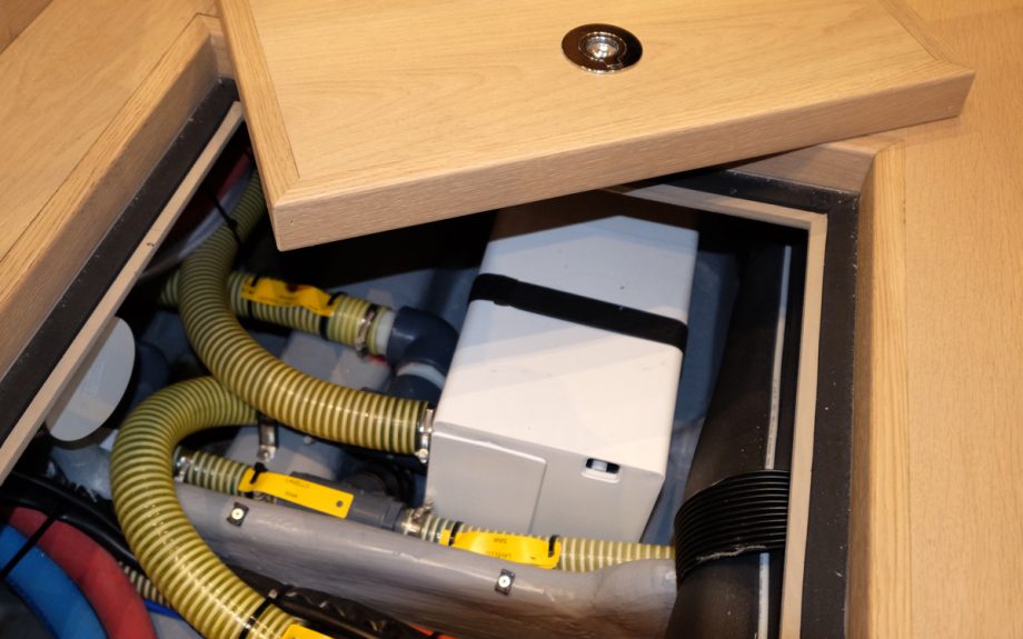 absolute-Navetta-73-yacht-test-review-floor-hatches