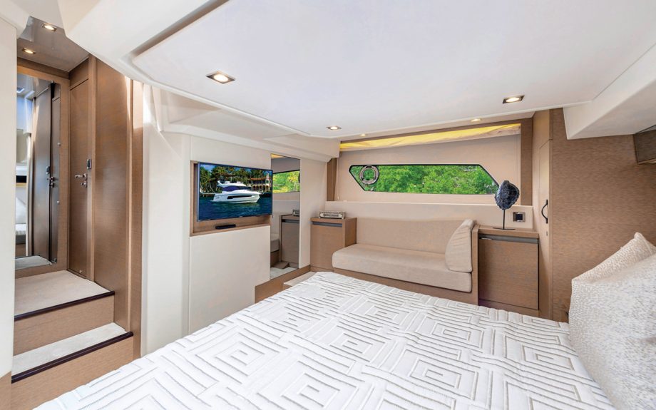 prestige-460s-yacht-review-master-cabin