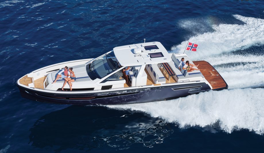 triton 48 yacht