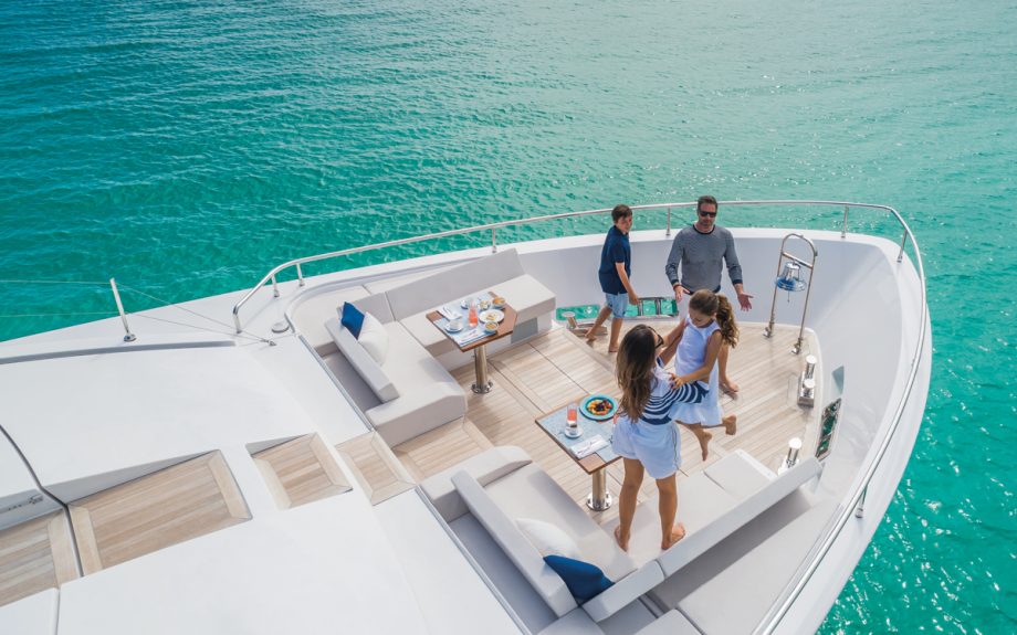 custom-line-120-yacht-test-foredeck