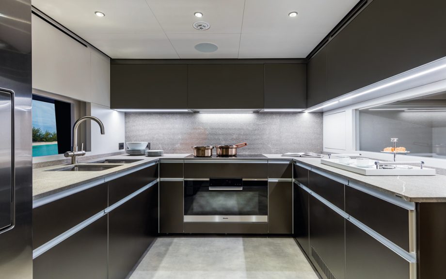 custom-line-120-yacht-test-galley